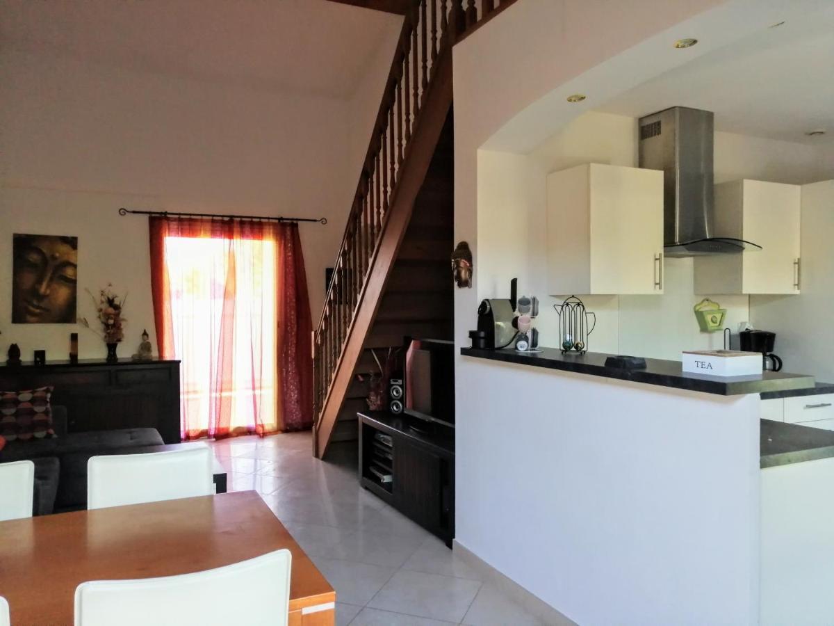 Maison Avec Jardin Au Calme La Crau Dış mekan fotoğraf